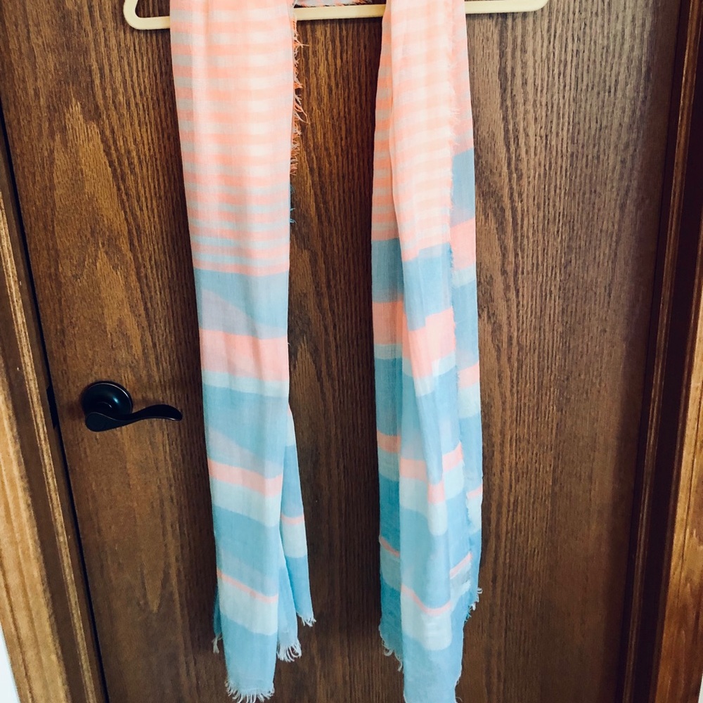 Scarf - Picture 2 of 3